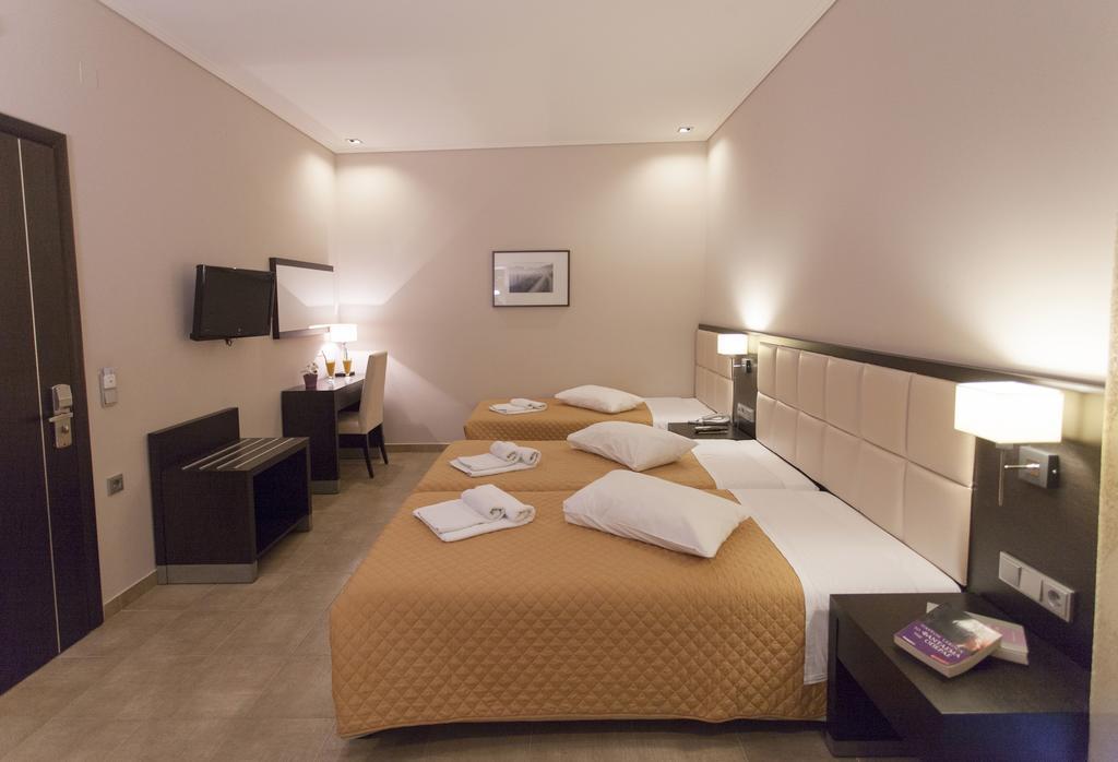 Hotel Aheron Kanallákion Eksteriør billede